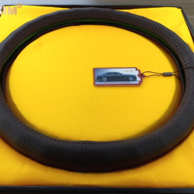 Bọc vô lăng cao cấp Macsim mã 8932 màu coffee - Chất liệu da thật - Khâu tay 100% size M