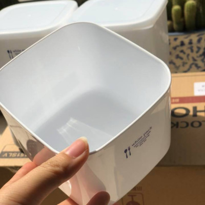 Hộp đựng & bảo quản thức ăn White Pack 1.0L ( hình vuông ) có thể dùng trong lò vi sóng - Nhập khẩu từ Nhật Bản