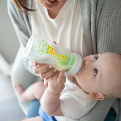 [ WB91019 ] Bình sữa cổ rộng Dr.Brown’s Options Plus hoa văn con hươu cao cổ, 270ml