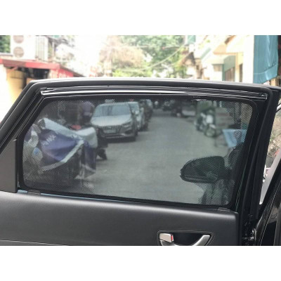 Rèm che nắng kính sườn theo xe Hyundai Kona