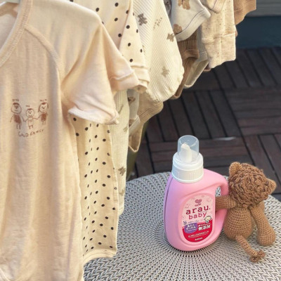 Nước giặt thảo mộc cho bé Arau Baby - Bình 800ml