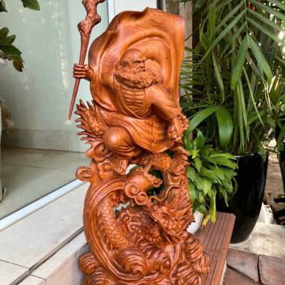 Tượng đạt ma sư tổ hàng long bằng gỗ hương đá kt cao 70×33×15cm 