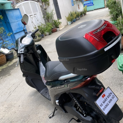 Thùng xe máy điện Feliz, thùng givi E26NX kèm đế gắn cho xe máy điện Vinfast Feliz