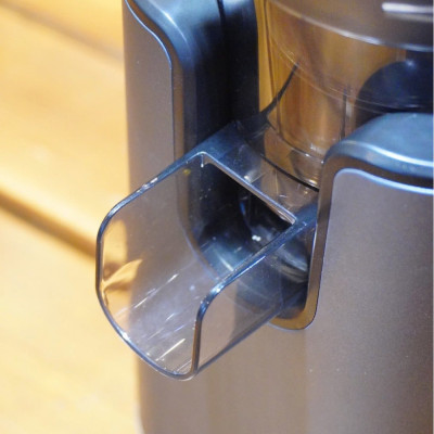 Máy ép chậm Kalpen Đức J7 công suất 300W - Hàng chính hãng