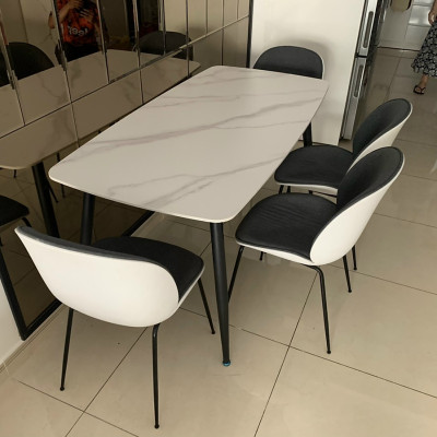 Bộ bàn ăn 4 ghế Juno Sofa mặt đá vân mây