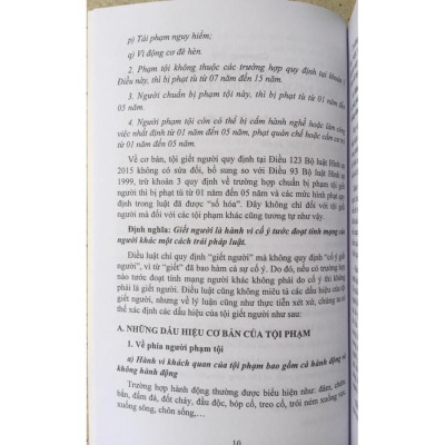 Bộ sách Bình luận Bộ Luật Hình Sự năm 2015 - Những Quy Định Chung và Bình luận Bộ Luật Hình Sự năm 2015 - Phần Các Tội Phạm (Chương 14)