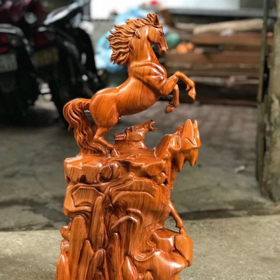 Tượng con ngựa song mã uyên ương bằng gỗ hương đá kt cao 60cm