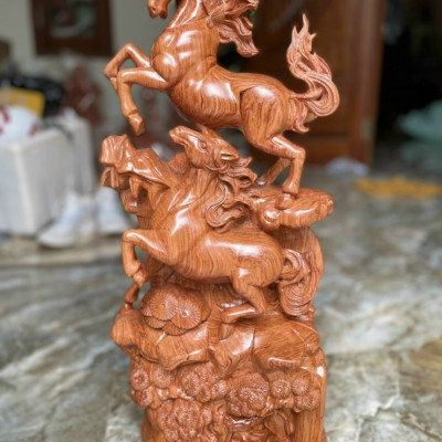 Tượng con ngựa song mã uyên ương bằng gỗ hương đá kt cao 60cm