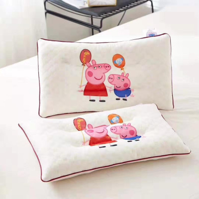 Gối cao su non giúp bé chống méo đầu, chống ngạt, kích thước 30x50cm- vỏ gối họa tiết dễ thương, giao ngẫu nhiên
