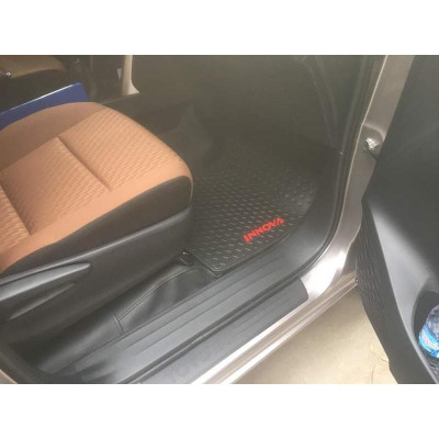 Thảm lót sàn cao su ko mùi theo xe Innova 2017-2019