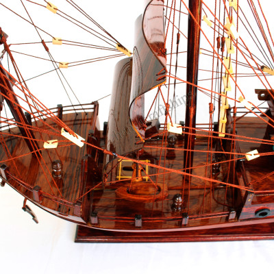 Mô hình thuyền buồm Santa Thái (dài 53cm)