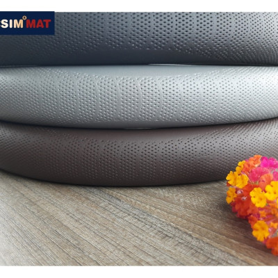 Bọc vô lăng cao cấp Macsim L202 màu đen chất liệu da thật - Khâu tay 100% size M