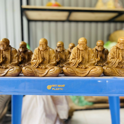 Tượng đạt ma sư tổ ngồi thiền bằng gỗ bách xanh thơm nức kt 15×14×9cm