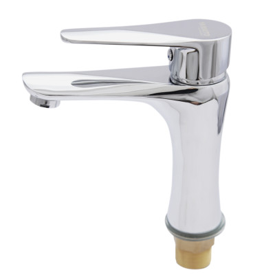 Vòi lavabo nóng lạnh Yamato YLN-010E có dây cấp nóng lạnh đi kèm