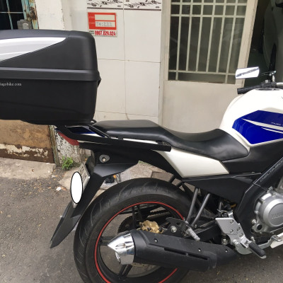 Thùng xe FZ 150i, thùng Givi B32N Bold và baga givi lắp cho xe FZ 150i