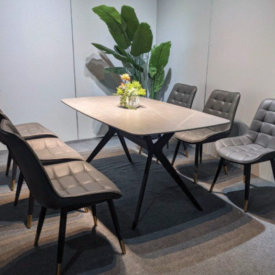 Bàn ăn mặt đá cẩm thạch Juno Sofa chân xương cá hiện đại