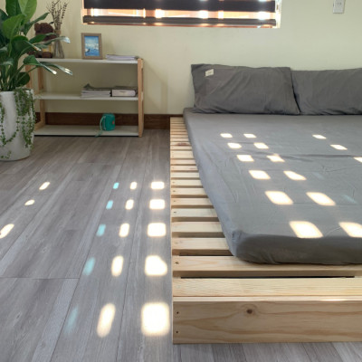 Giường ngủ gỗ CT09 Tundo màu vàng nhạt 