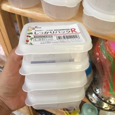 Set 04 hộp nhựa Nakaya 100ml bảo quản thức ăn trong rủ lạnh, có nắp mềm - Nội địa Nhât