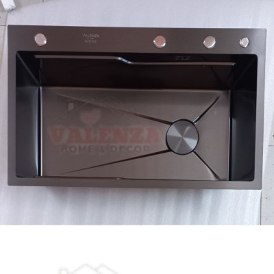 Combo chậu rửa chén bát 1 hố lớn Valenza size 7846 sus304 nano đen kháng khuẩn kèm vòi rửa bát nano Vuông Valenza sus304, bộ xả to ngăn mùi, khay inox kín-TẶNG BÌNH NƯỚC RỬA CHÉN