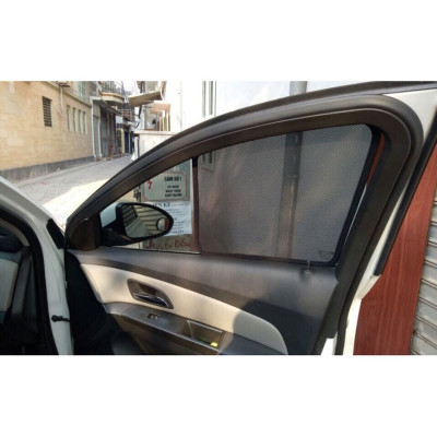 Bộ Rèm Chắn Nắng Nam Châm Dành Cho Xe Ô Tô Cruze