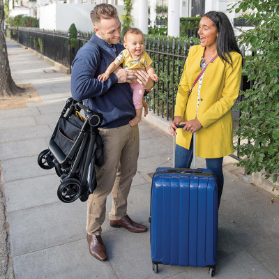 Xe đẩy trẻ em Joie Pact Flex W/RC&ADPT&TB SIG. Noir