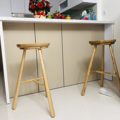 Ghế quầy bar gỗ tự nhiên ( 100% Gỗ ASH ) ba chân CB2149-W đẹp kiểu dáng hiện đại tinh tế 