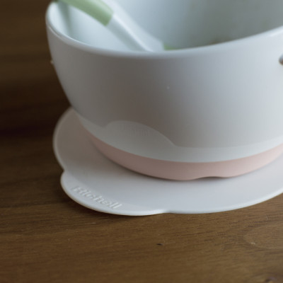 Chén ăn dặm TLI Richell Nhật Bản bước 2-3 thiết kế hỗ trợ cho bé tập tự ăn | Baby