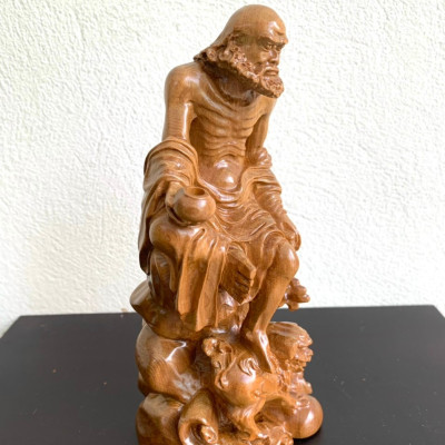 Tượng đạt ma sư tổ bằng gỗ bách xanh thơm nức kt cao 20vn