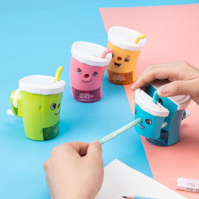 Gọt chì quay tay hình cốc DELI E0732