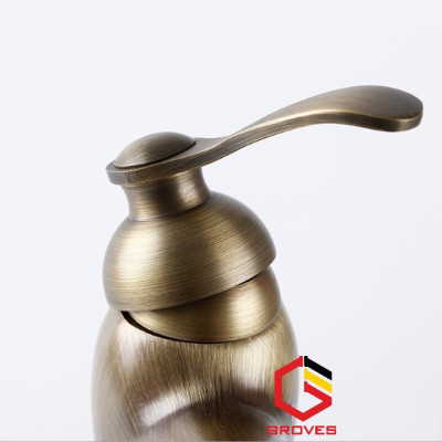 Vòi rửa mặt, vòi rửa lavabo nóng lạnh thân cao tân cổ điển GR 8603C