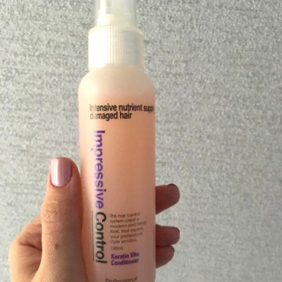Xịt dưỡng tóc hương hoa quả Mugens Vita Keratin Conditioner Hàn Quốc 250ml + Móc khóa