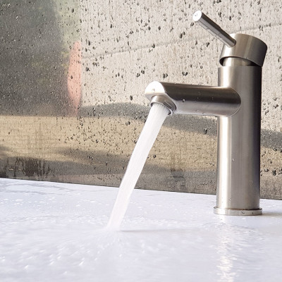 Vòi lavabo nóng lạnh Inox SUS 304 Eurolife EL-1202 (Trắng vàng)