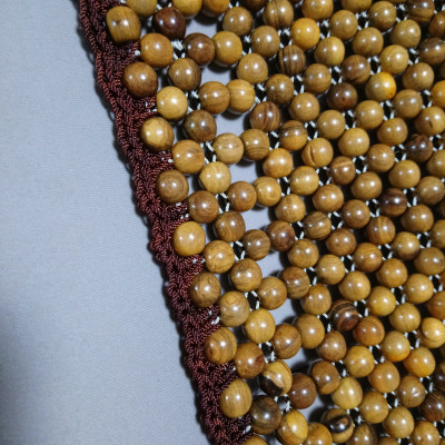 Đệm Lót Ghế Xe Ô Tô Hạt Gỗ Bách Xanh Hạt 1.2cm - Kết Viền Mép Thủ Công ( hình thật )