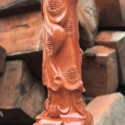 Tượng khổng minh (gia cát lượng) bằng gỗ hương đá liền khối cực đẹp kt cao 90×27×20cm