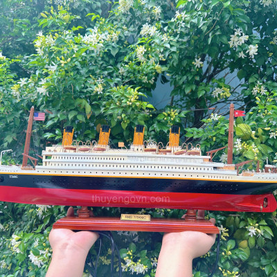 Mô Hình Thuyền Gỗ Trang Trí Phong Thủy RMS TITANIC PAINTED, tàu du lịch, thuyền trang trí chính hãng