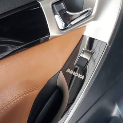 Ốp nội thất Titan dành cho Toyota Innova 2017-2019 Cao cấp