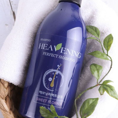 Combo 1 dầu gội dưỡng chất suôn mượt Heavening 750ml + 1 Khăn tắm tạo bọt Whip