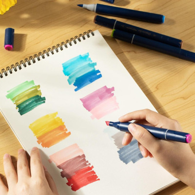 Bút Màu Marker Chuyên Nghiệp Hai Đầu Kèm Túi Vải Và Đế Họa Cụ Vẽ Tranh Cao Cấp Finenolo Deli - Phù Hợp Tô Màu Vẽ Tranh Manga Anime - EC184