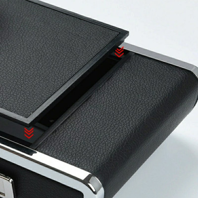 Hộp đựng khăn giấy bằng chất liệu da cao cấp có trang trí mặt đồng hồ dùng trên ô tô