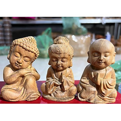 Bộ tượng tam tịch trang trí bằng gỗ bách xanh thơm phức  kt cso 9×7×6cm