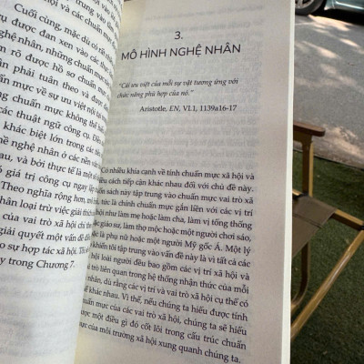 CHUẨN MỰC XÃ HỘI – Charlotte Witt - Lam Hoàng dịch – Lyceum 