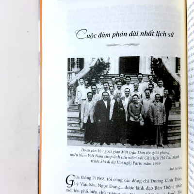 Sách Hồi Ký Nguyễn Thị Bình: Gia Đình, Bạn Bè Và Đất Nước (Phiên Bản Bìa Mềm) - Tái Bản 2025