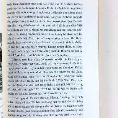 Sách Hồi Ký Nguyễn Thị Bình: Gia Đình, Bạn Bè Và Đất Nước (Phiên Bản Bìa Mềm) - Tái Bản 2025