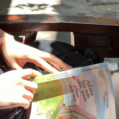 Sách - NHỮNG BỮA CƠM HOÀI NIỆM Ở TRẠM MÈO CON (TẶNG KÈM BOOKMARK VÀ POSTCARD) - Sách chữa lành tâm hồn - 2HBooks