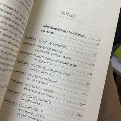 (Tái bản 2022)  NHỮNG ĐÒN TÂM LÝ TRONG THUYẾT PHỤC - Robert B. Cialdini - Mai Hạnh dịch - Alphabooks -Nhà Xuất Bản Lao Động