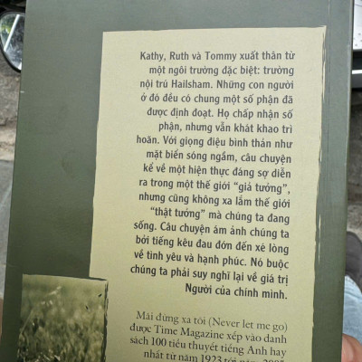 MÃI ĐỪNG XA TÔI – Kazuo Ishiguro – Trần Tiễn Cao Đăng dịch – Nhã Nam – NXB Văn học
