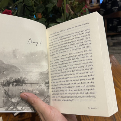 NGÔI NHÀ BÊN BỜ BIỂN XANH THẲM – TJ Klune – Jack Frogg dịch – Asbooks – AZ Vietnam – NXB Thế Giới (Bìa mềm)