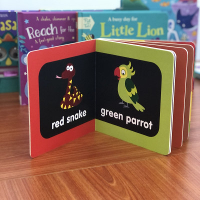 Sách tiếng anh cho bé học màu sắc - My First Colours