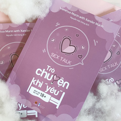 Sách - Trò chuyện khi yêu