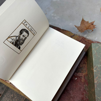 Ấn bản giới hạn Thống khổ và phiêu linh